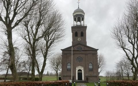 De voormalige hervormde Martinuskerk (bouwjaar 1860) in Oosterzee aan de Buren. Een van de Friese kerken die sinds het verschijnen van het rapport Tink om 'e Tsjerken de deuren sloot. 