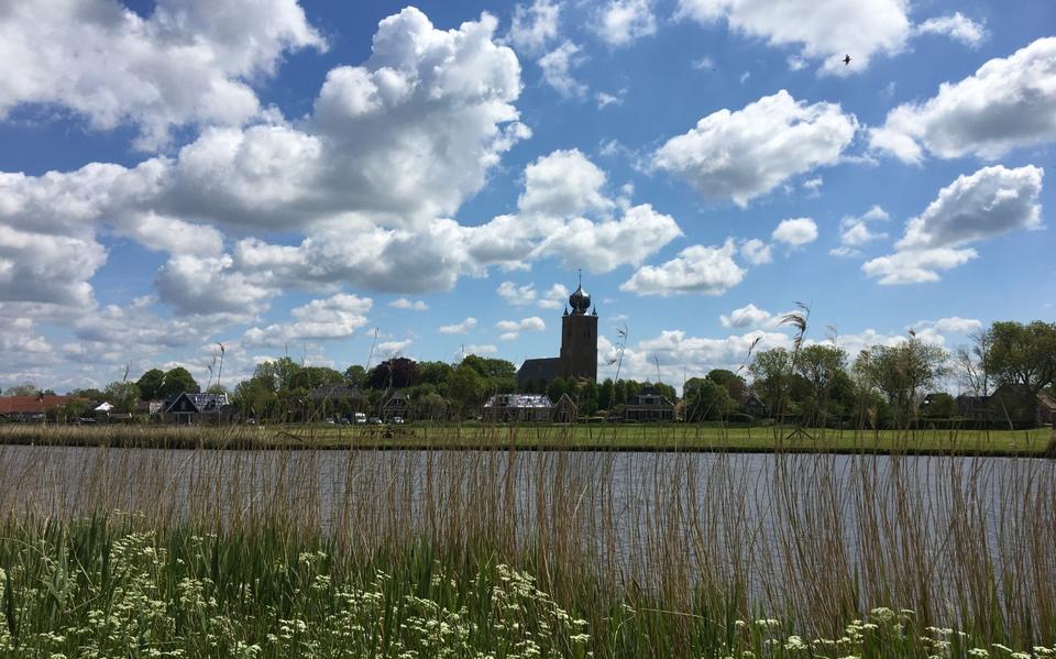 De Sint-Janskerk in Deinum. 