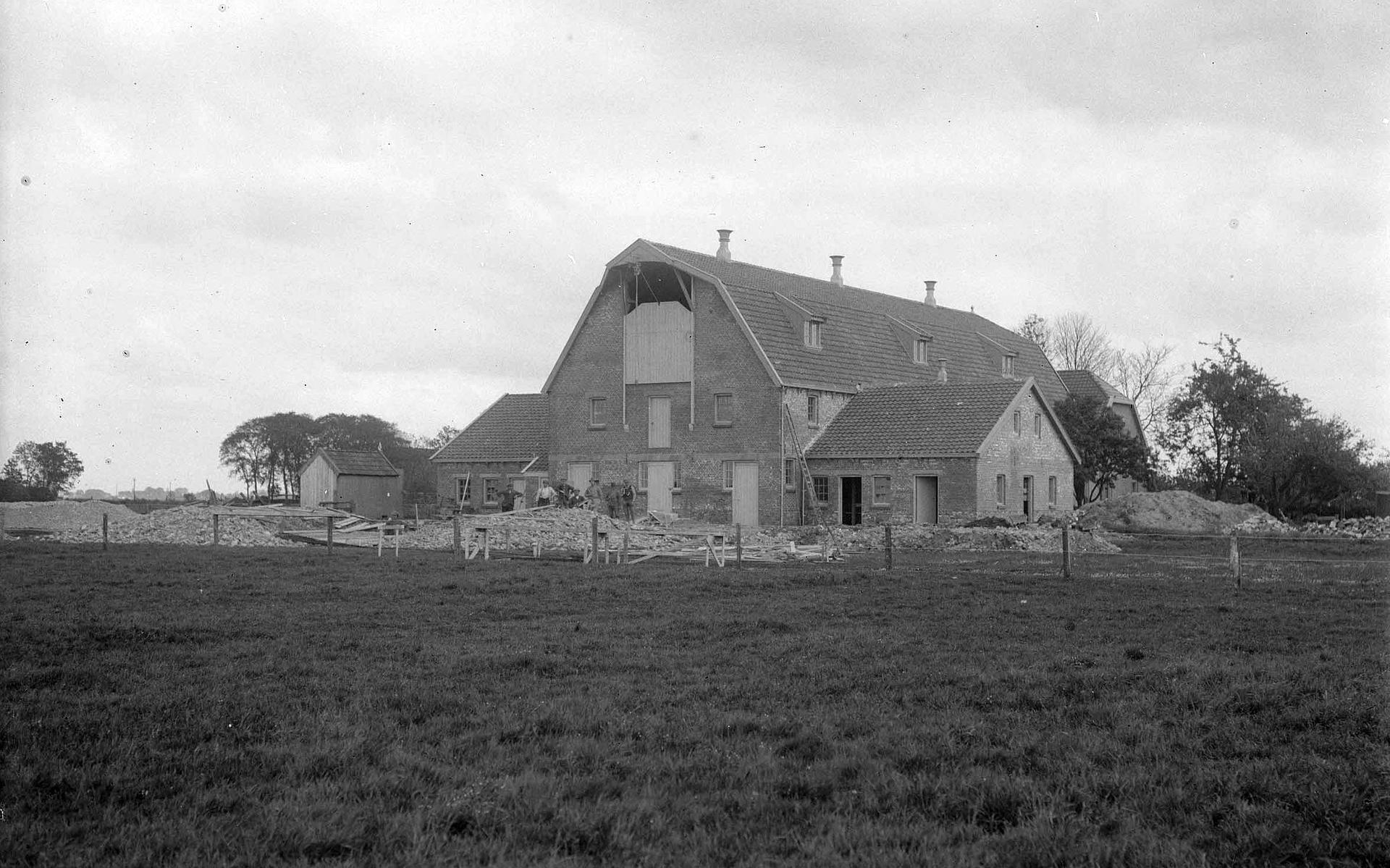 De eerste Amerikaanse boerderij bij Scharsterbrug, 1923.