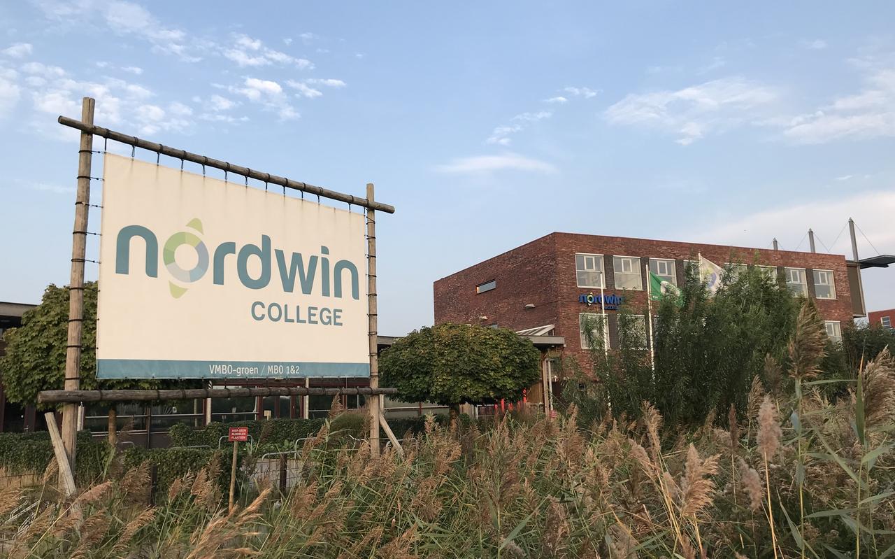 Exterieur van het Nordwin College, mbo voor groen onderwijs, in Leeuwarden. Exterieur van het Nordwin College, mbo voor groen onderwijs, in Leeuwarden.