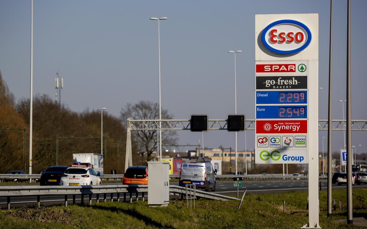 Hoge brandstofprijzen maken het aantrekkelijker over te stappen op fossielvrije diesel. 