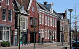 Het centrum van Franeker, hoofdplaats van de gemeente Waadhoeke. In het midden: theater De Koornbeurs. 