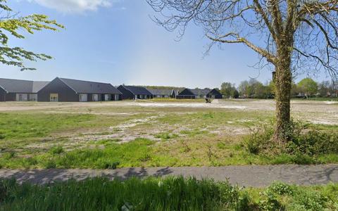 De gemeente Súdwest-Fryslân overlegt met zorgorganisatie Patyna over de bouw van 24 woningen.