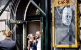 Publiek verlaat geëmotioneerd Koninklijk Theater Carré tijdens het publieke afscheid van Peter R. de Vries.