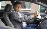 Younas Mehdi werkte in Pakistan zeventien jaar als carpoolmanager en chauffeur bij de Noorse ambassade.