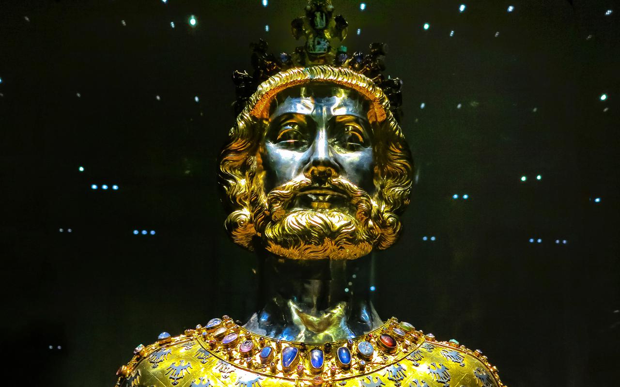 Reliekhouder in de vorm van de buste van Karel de Grote.