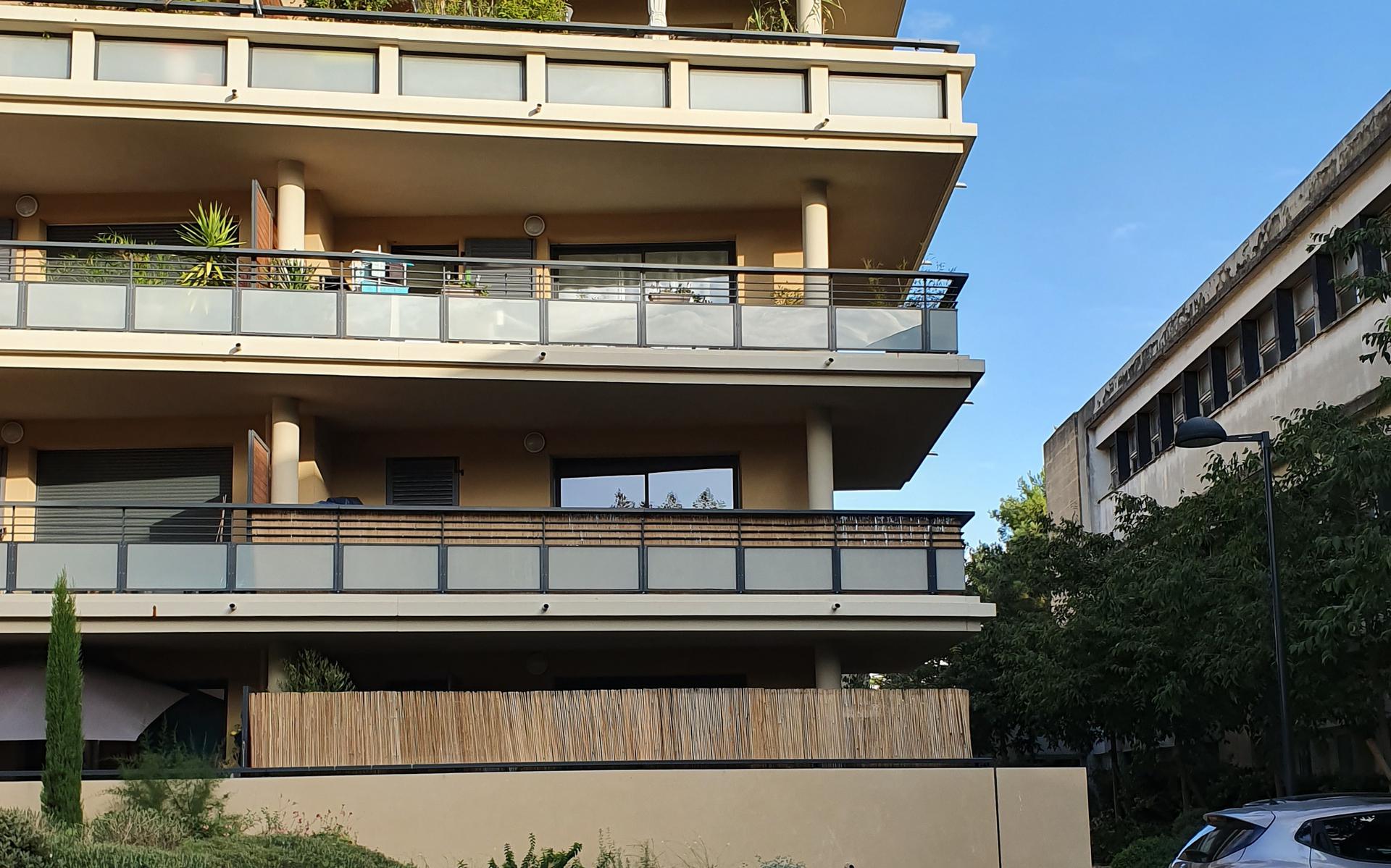 Bent u op zoek naar een appartement in Vilvoorde? ➡️ Dit appartement,  gelegen op de tweede verdieping in de Parkstraat 107, ligt vlakbij het  mooie, By Notaris Charlotte Blockx