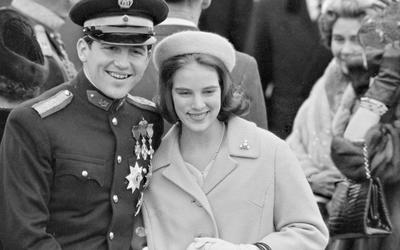 Constantijn en de Deense prinses Annemarie, enkele dagen nadat ze hun verloving in 1963 bekend hadden gemaakt.