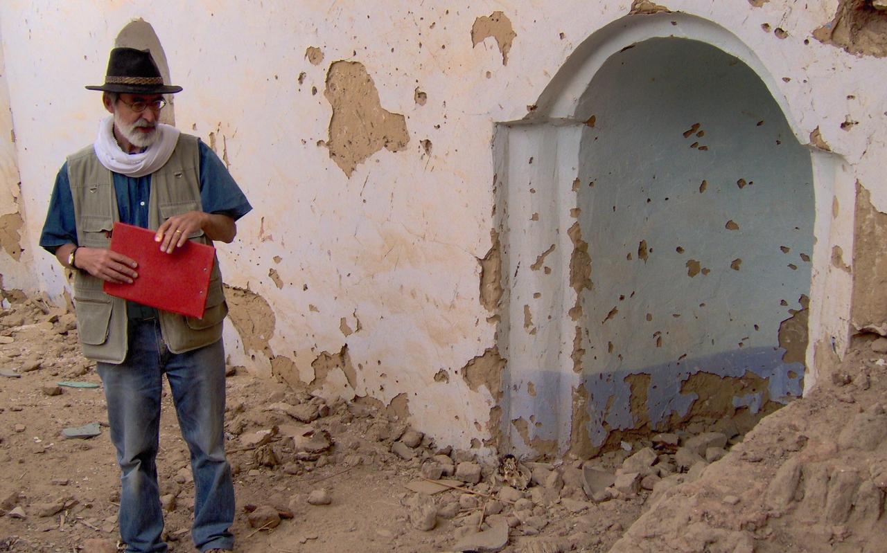 Arabist Fred Leemhuis in Dakhla, Egypte in 2009. Arabist Fred Leemhuis in Dakhla, Egypte in 2009.