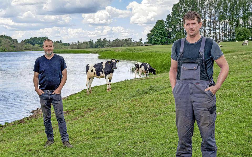 Duitse boer Marius Franken rechts, en Nederlandse boer Jos Bolk links.