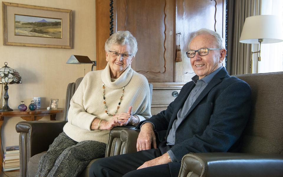 Kees Bies en Jantsje Bies-Benedictus uit Burgum zijn 13 december 65 jaar getrouwd. 
