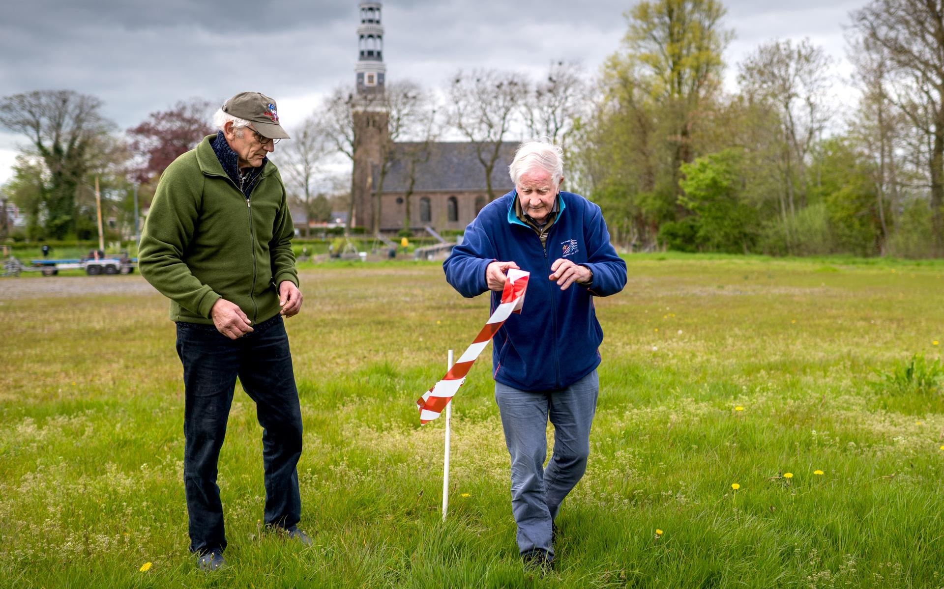 Hessel Bouma ziet zijn plan eindelijk werkelijkheid worden: de Wapendropping Wandeltocht gaat zaterd