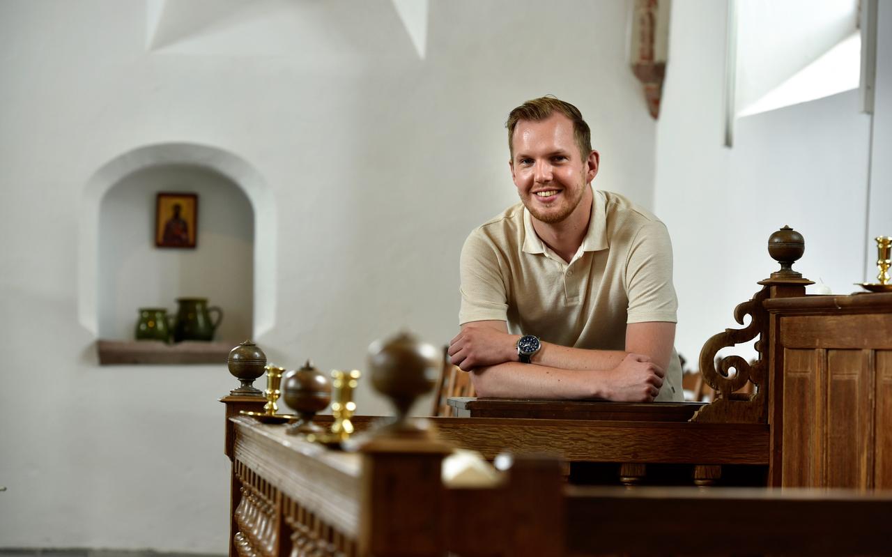 Erwin Kooistra in de Augustinustsjerke van Augustinusga. Erwin Kooistra in de Augustinustsjerke van Augustinusga.