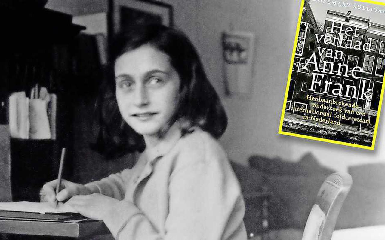 Anne Frank achter haar bureau op het Merwedeplein, april 1941. 