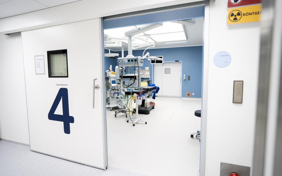 Er zijn zo’n 320.000 ‘levensjaren in goede gezondheid’ van patiënten verloren zijn gegaan, omdat door de coronapandemie veel operaties en behandelingen niet zijn doorgegaan. 