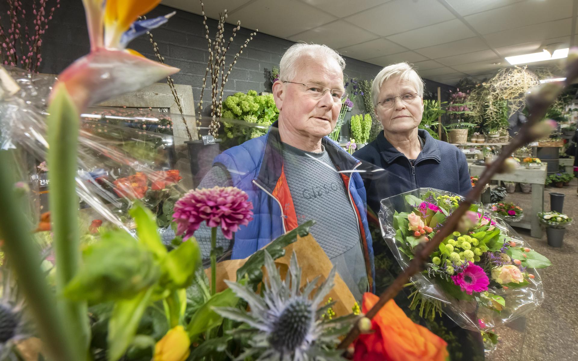 Nog twee weken kun je bloemen kopen bij Haisma's in Burgum: Frits Bloemenboetiek gaat dicht. Maar er een opvolger - Friesch Dagblad