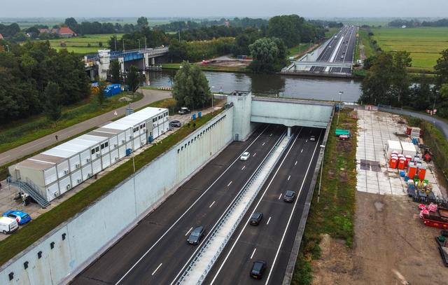 Prinses Margriettunnel A7 tussen Sneek en Joure weer volledig open