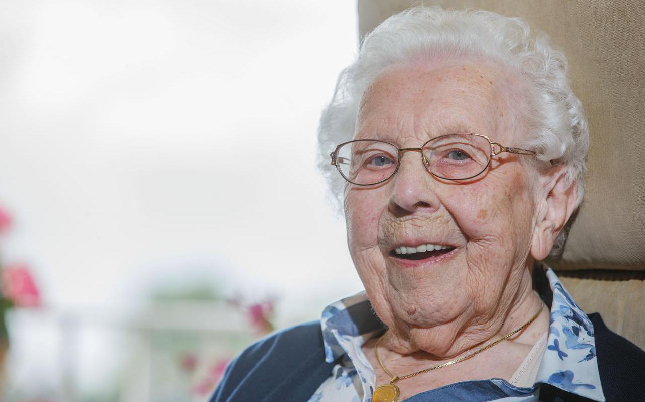 Eeuweling Fokje Hoekstra komt uit een sterk geslacht. Haar vader werd 101 jaar.