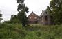 De stichting Nijkleaster wil deze boerderij in Hilaard obouwen tot protestants klooster.
