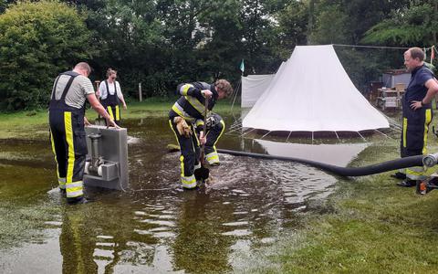 Wateroverlast op camping De Lange Paal op Vlieland.