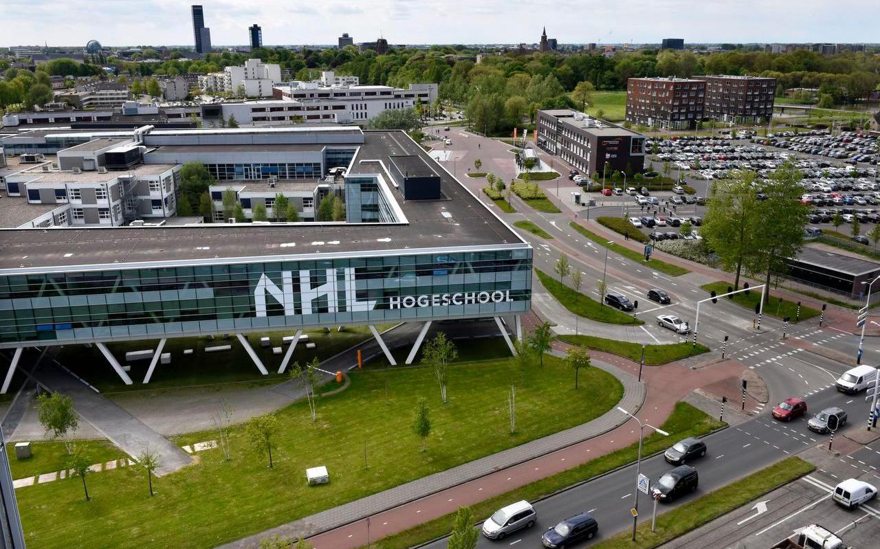 Het gebouw van NHL Stenden in Leeuwarden. 