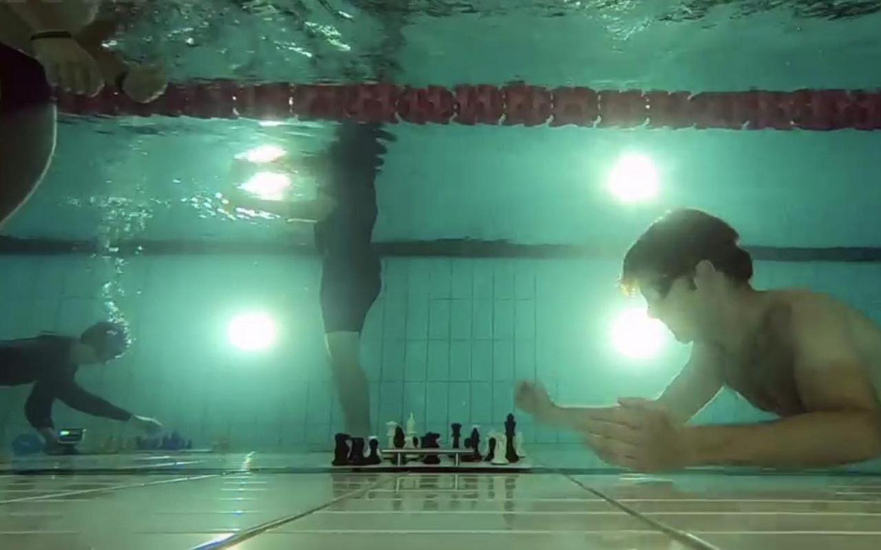 Het NK onderwaterschaken is voor het eerst in Groningen in het kader van het Chessfestival 2022