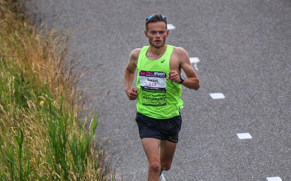 geart-jorritsma-loopt-een-nieuw-parcoursrecord-in-de-mar-athon-rond-de