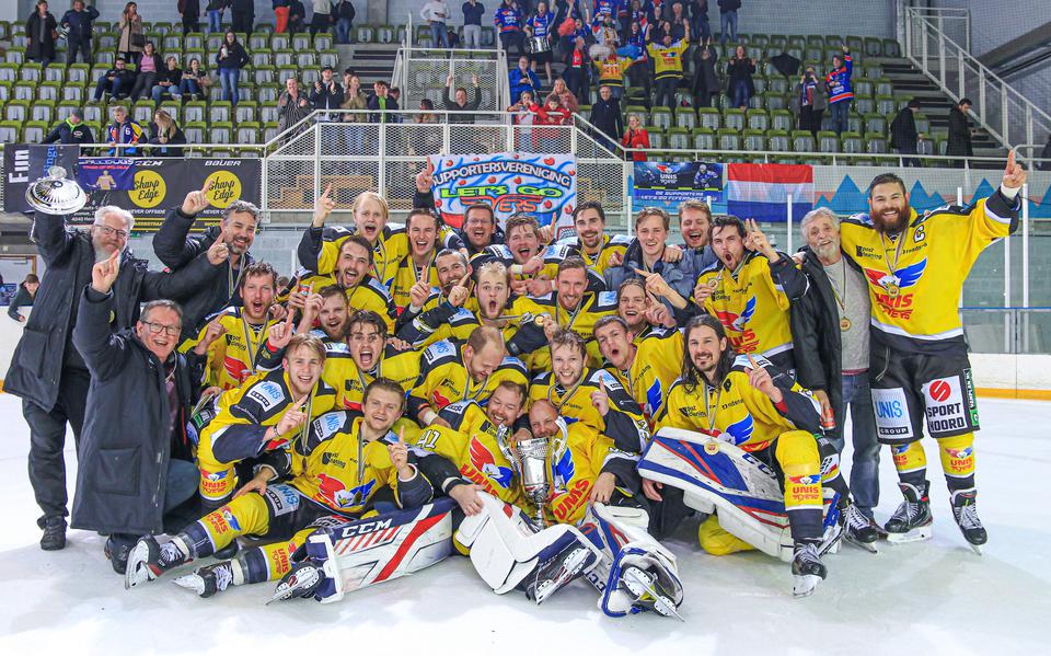 Regerend kampioen van de BeNe-League UNIS Flyers startte zaterdag de finaleserie in Luik met een 0-2 zege.  