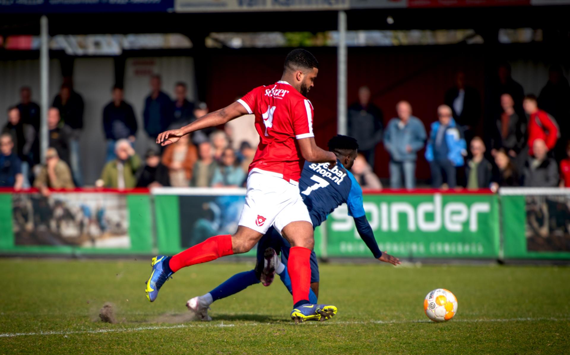 Het is even wennen, maar na een nieuw verlies moet Harkemase Boys in de derde divisie nu naar ondere